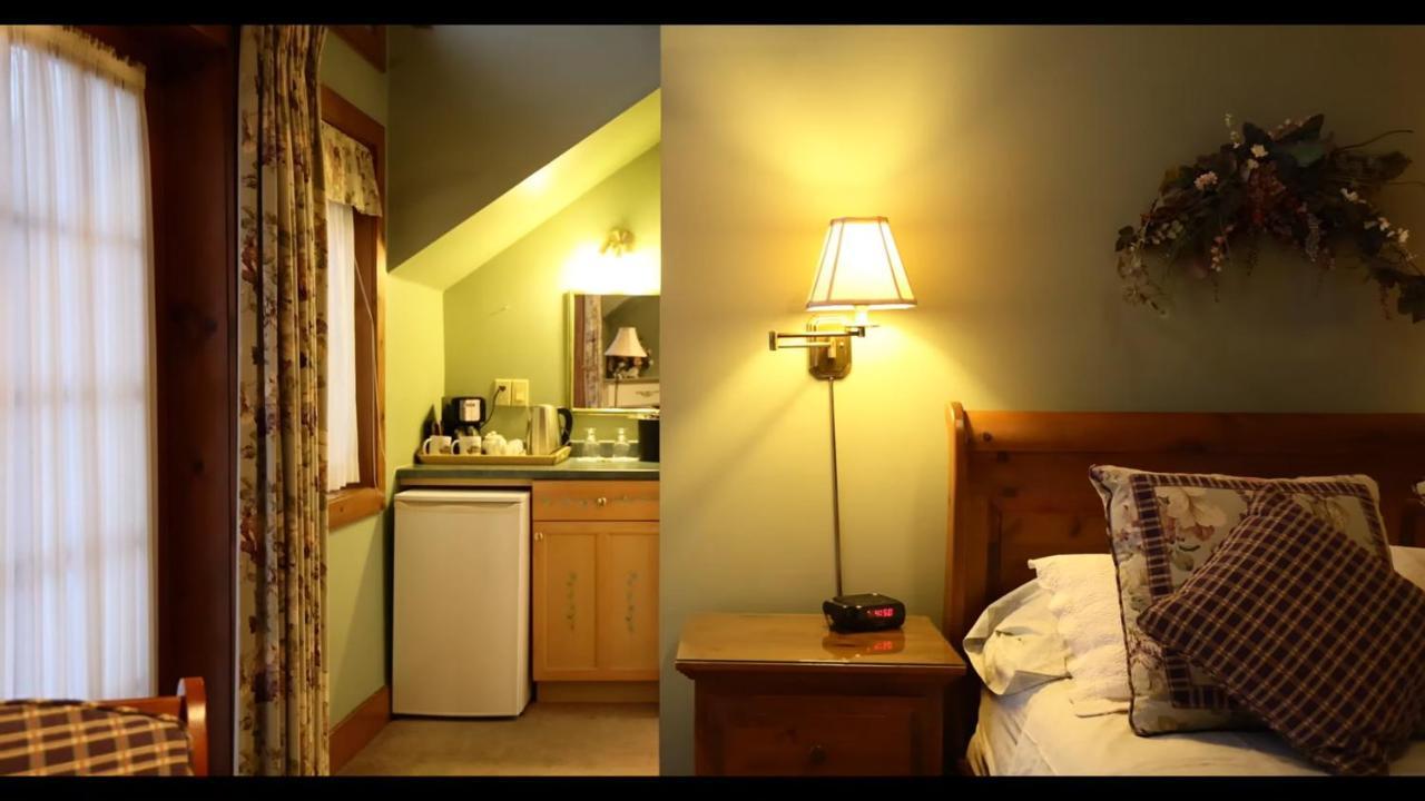 Weatherpine Inn ナイアガラオンザレイク エクステリア 写真