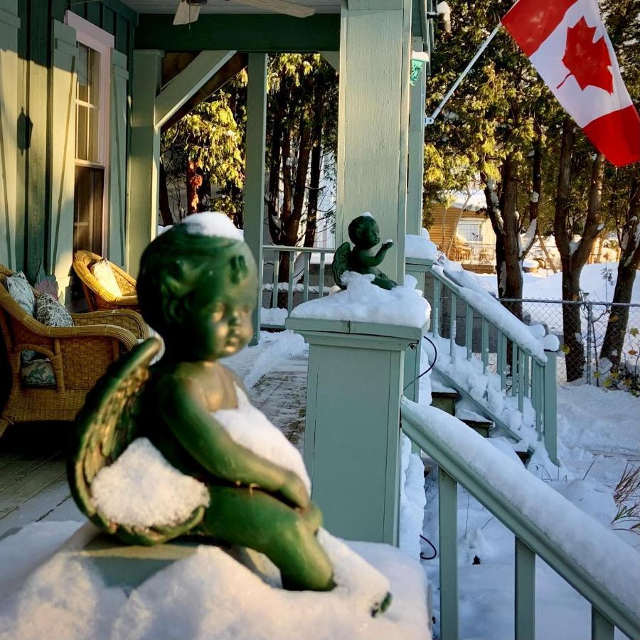 Weatherpine Inn ナイアガラオンザレイク エクステリア 写真
