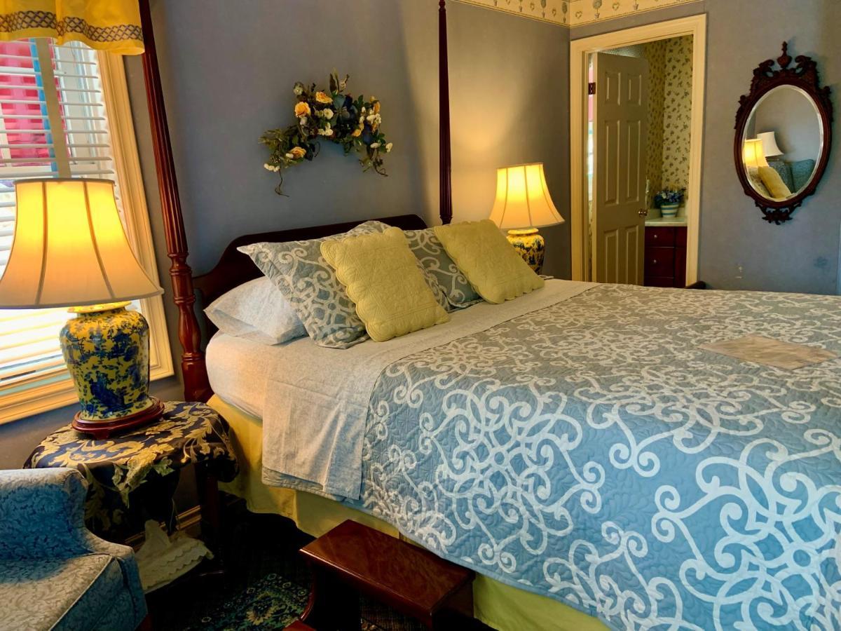 Weatherpine Inn ナイアガラオンザレイク エクステリア 写真
