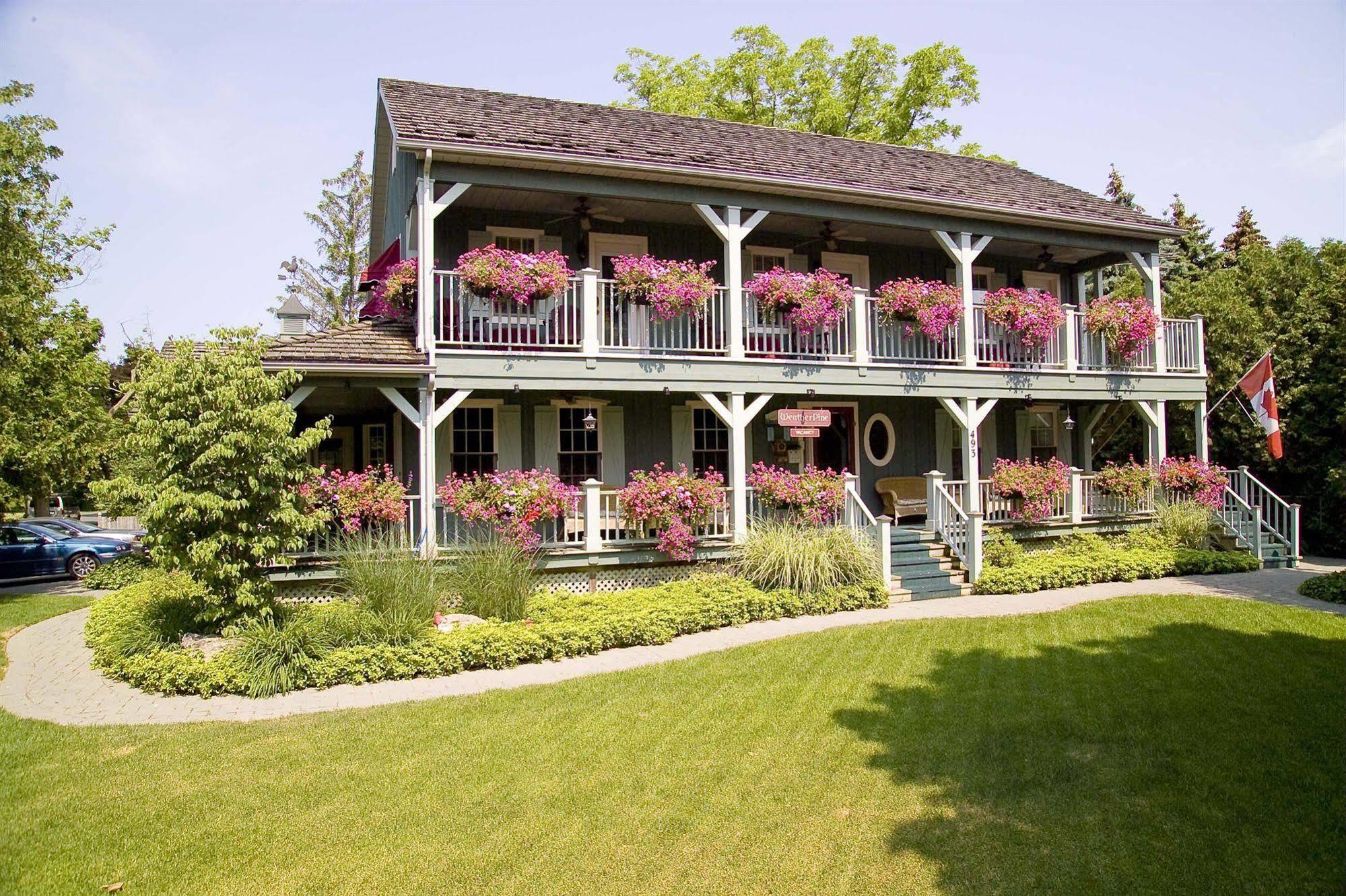 Weatherpine Inn ナイアガラオンザレイク エクステリア 写真